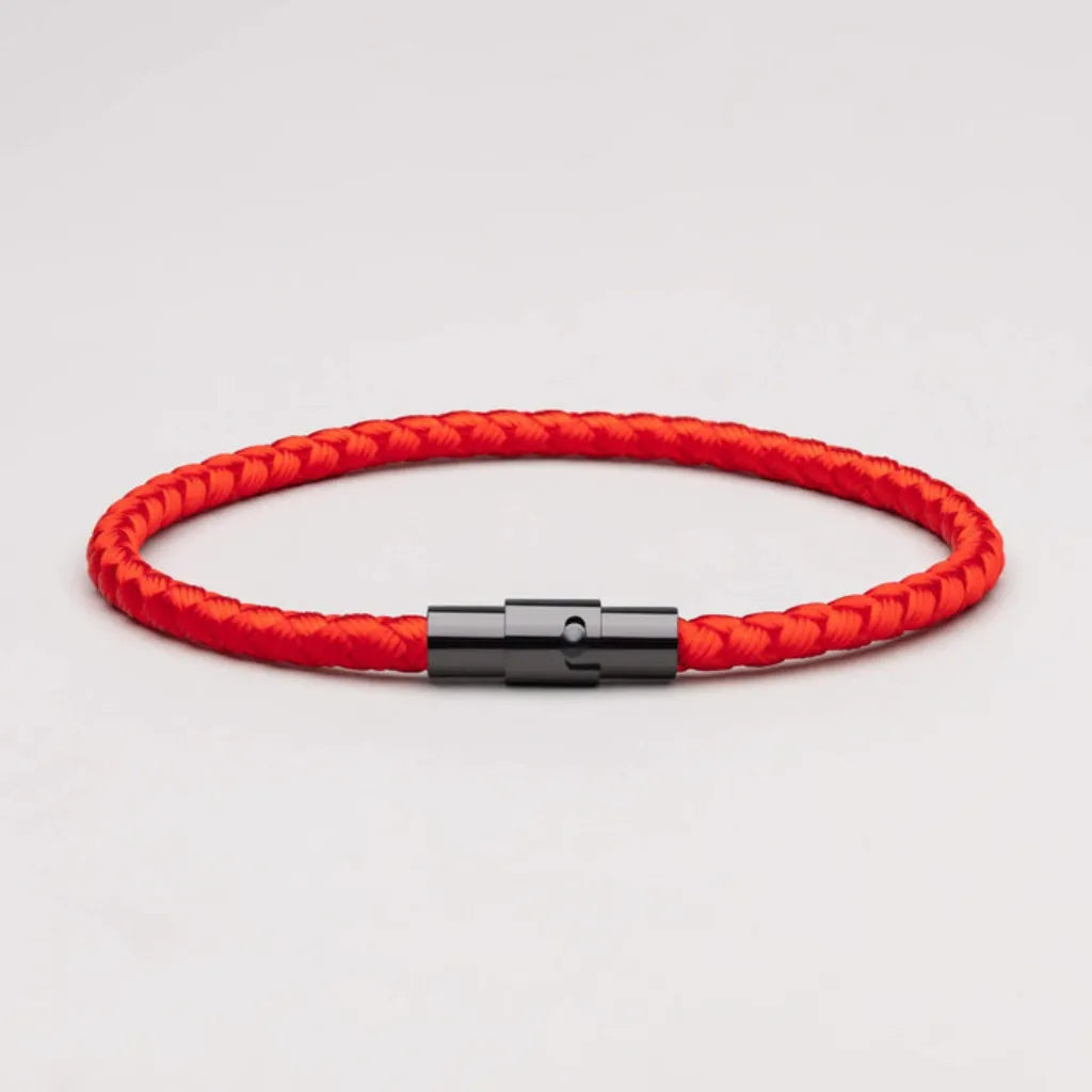 Pulseira Tide Ravien com corda reciclada e fecho magnético